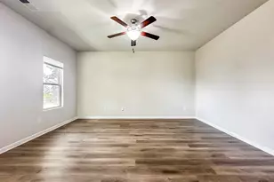 196 Daisy Cir, McDonough, GA 30252 - Photo 3