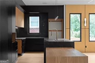 1666 S Gordon St SW, Atlanta, GA 30310 - Photo 15