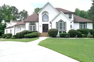 130 Victoria Pl, Fayetteville, GA 30214 - Photo 1