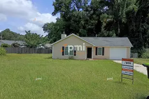 2 Pelham Ct, Grantville, GA 30220 - Photo 1