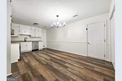 314 Morris Drive SE, Conyers, GA 30094 - Photo 9