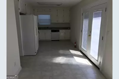 704 Dover Court, Stockbridge, GA 30281 - Photo 5
