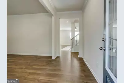 7019 Blackbird Court, Flowery Branch, GA 30542 - Photo 5