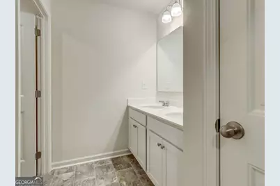 7019 Blackbird Court, Flowery Branch, GA 30542 - Photo 21
