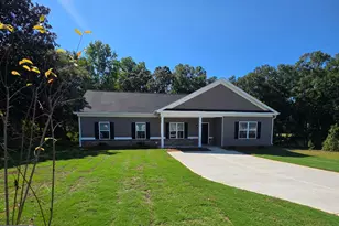 164 Charlotte Dr, Statham, GA 30666 - Photo 1