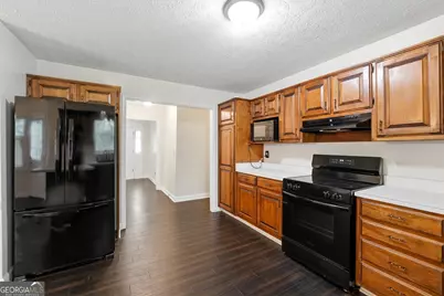 836 Bristol Way, Lithonia, GA 30058 - Photo 13