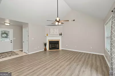 325 Leonard Road, Lagrange, GA 30241 - Photo 9