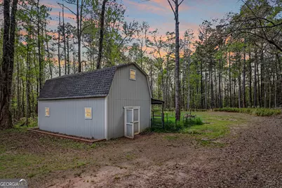 1201 Sid Hunter Road, Senoia, GA 30276 - Photo 17