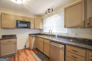 127 Fourth St SW, Milledgeville, GA 31061 - Photo 3