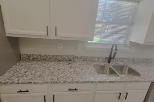 253 Deerfield Dr, Jonesboro, GA 30238 - Photo 21