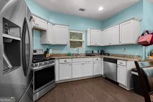 21 Sunny Pt, Newnan, GA 30263 - Photo 15