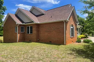1545 Sam Bell Rd, Clarkesville, GA 30523 - Photo 3