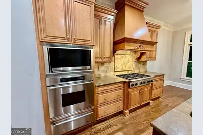 3044 Stone Gate Drive NE, Atlanta, GA 30324 - Photo 11