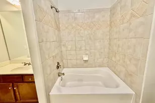 3044 Stone Gate Dr NE, Atlanta, GA 30324 - Photo 27