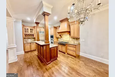 3044 Stone Gate Drive NE, Atlanta, GA 30324 - Photo 9