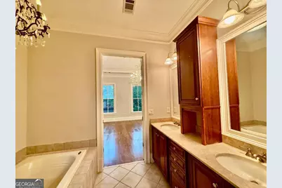 3044 Stone Gate Drive NE, Atlanta, GA 30324 - Photo 23