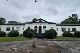 107 Ridgeview Dr, Tennille, GA 31089 - Photo 1