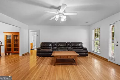 615 Peach Street, Manchester, GA 31816 - Photo 5
