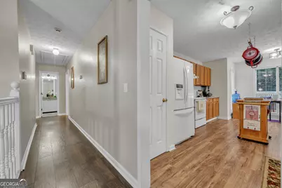 401 Nicole Court, Winder, GA 30680 - Photo 9