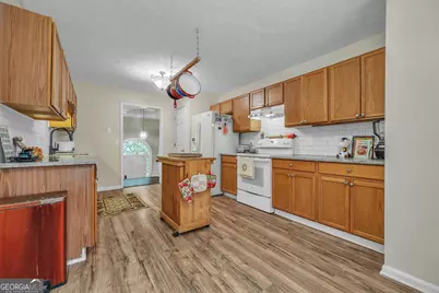 401 Nicole Court, Winder, GA 30680 - Photo 13