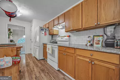401 Nicole Court, Winder, GA 30680 - Photo 17