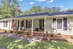 25 Eastwood Dr, Newnan, GA 30265 - Photo 1