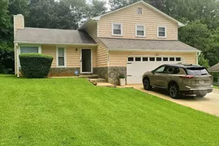 1224 Whitney Pl, Stone Mountain, GA 30088 - Photo 1