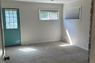 2178 Rugby Ave, College Park, GA 30337 - Photo 5