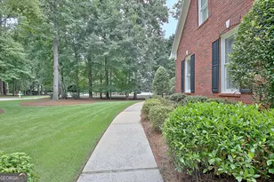 370 Stonehaven Dr, Fayetteville, GA 30215 - Photo 9
