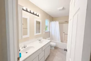 212 Muskogee Ct, Saint Marys, GA 31558 - Photo 5