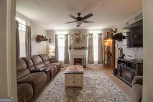 14 2nd Ave, Newnan, GA 30263 - Photo 3