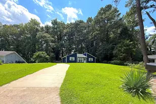 813 Post Oak Cir, Lawrenceville, GA 30046 - Photo 3