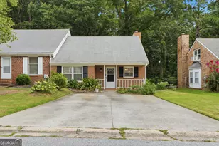 320 Williamsburg Way, Fayetteville, GA 30214 - Photo 3