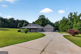 1723 Drew Allen Rd, Williamson, GA 30292 - Photo 5