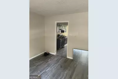 6354 Shannon Parkway, Union City, GA 30291 - Photo 5