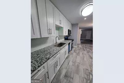 558 Forest Avenue, Macon, GA 31201 - Photo 11