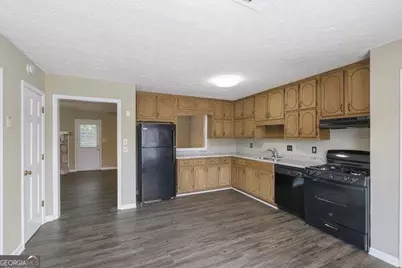 114 Oak Circle S, Stockbridge, GA 30281 - Photo 7