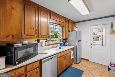 135 Russell Lane, Carrollton, GA 30116 - Photo 13