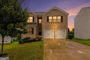 399 Toronto Cir, Hampton, GA 30228 - Photo 1