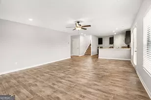 399 Toronto Cir, Hampton, GA 30228 - Photo 5