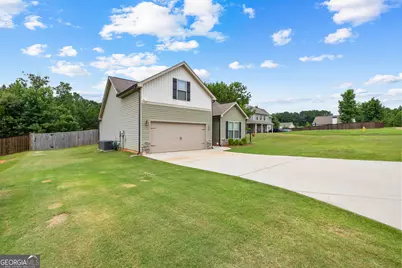 1204 Hembree Way, Griffin, GA 30223 - Photo 3