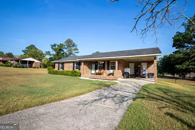110 Queen Drive, Glennville, GA 30427 - Photo 3