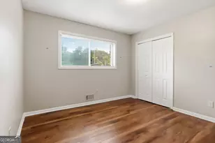 1592 Envoy Pl, Riverdale, GA 30296 - Photo 17
