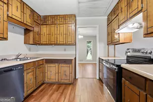 1592 Envoy Pl, Riverdale, GA 30296 - Photo 11