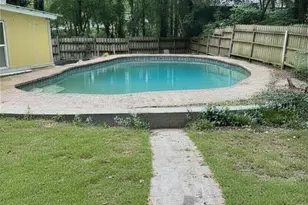 1802 Springdale Rd, Dublin, GA 31021 - Photo 13