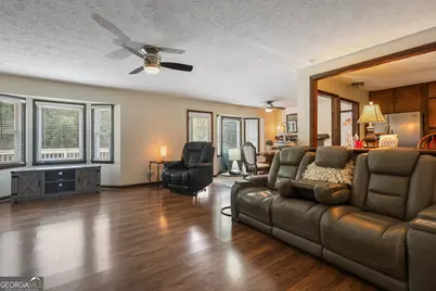 110 Drennan Drive, Fayetteville, GA 30215 - Photo 3