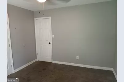 1015 Salisbury Trail, Riverdale, GA 30296 - Photo 5