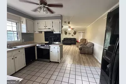 306 Hillcrest Avenue, Warner Robins, GA 31088 - Photo 5
