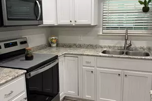 325 Creekview Dr, Hortense, GA 31543 - Photo 21