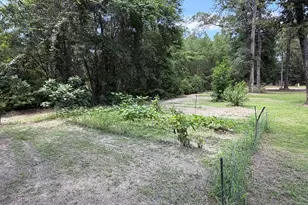 325 Creekview Dr, Hortense, GA 31543 - Photo 13